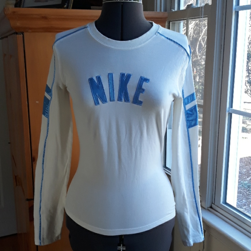ORIGINAL NIKE LONG SLEEVE TOP